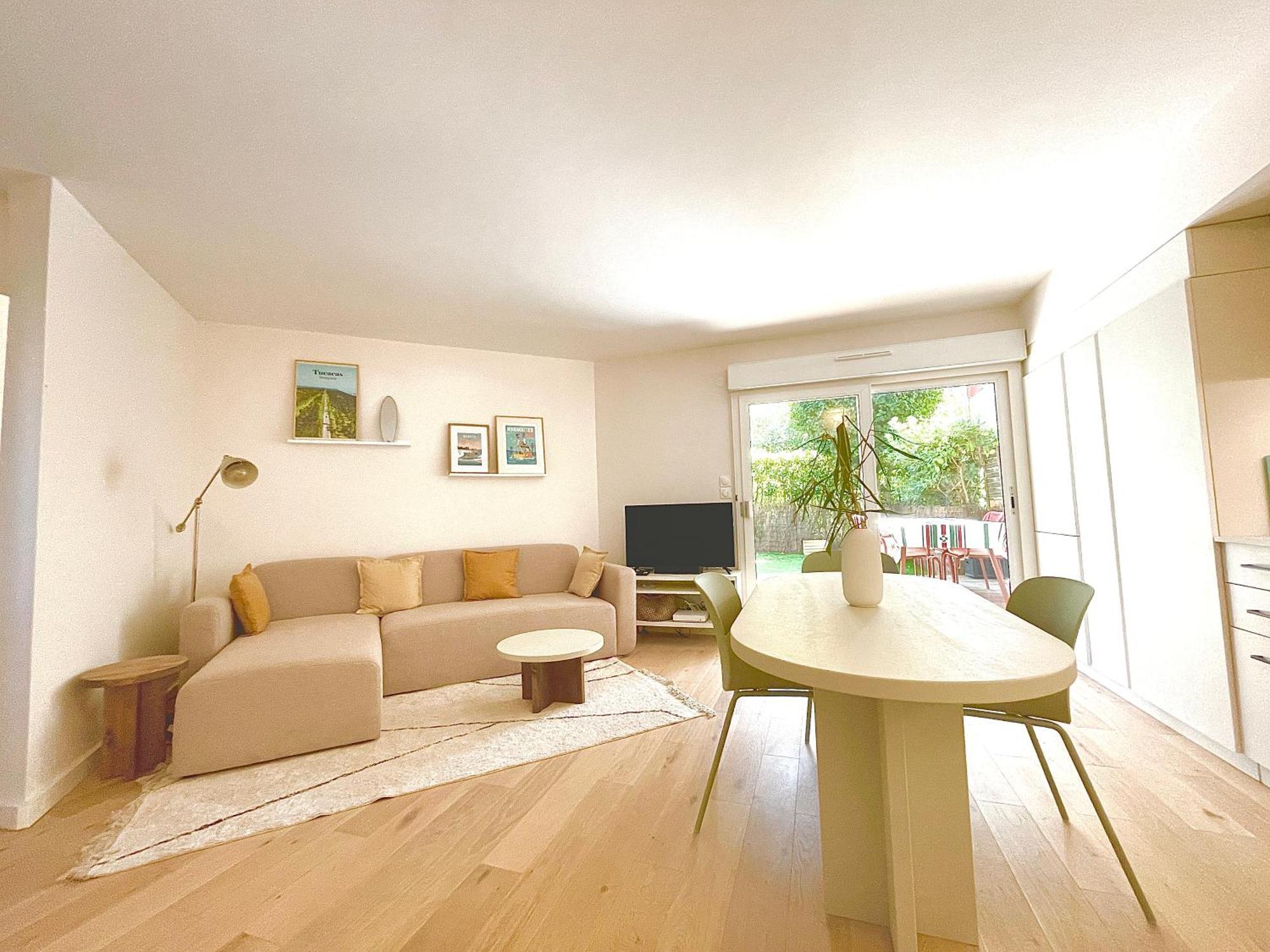 Splendide Appartement De Charme Avec Patio, Parking Et Plage A 3 Minutes Biarritz Eksteriør bilde